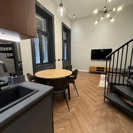 Appartement Lofty Space *
