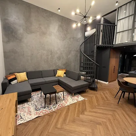 Lofty Space Appartement *